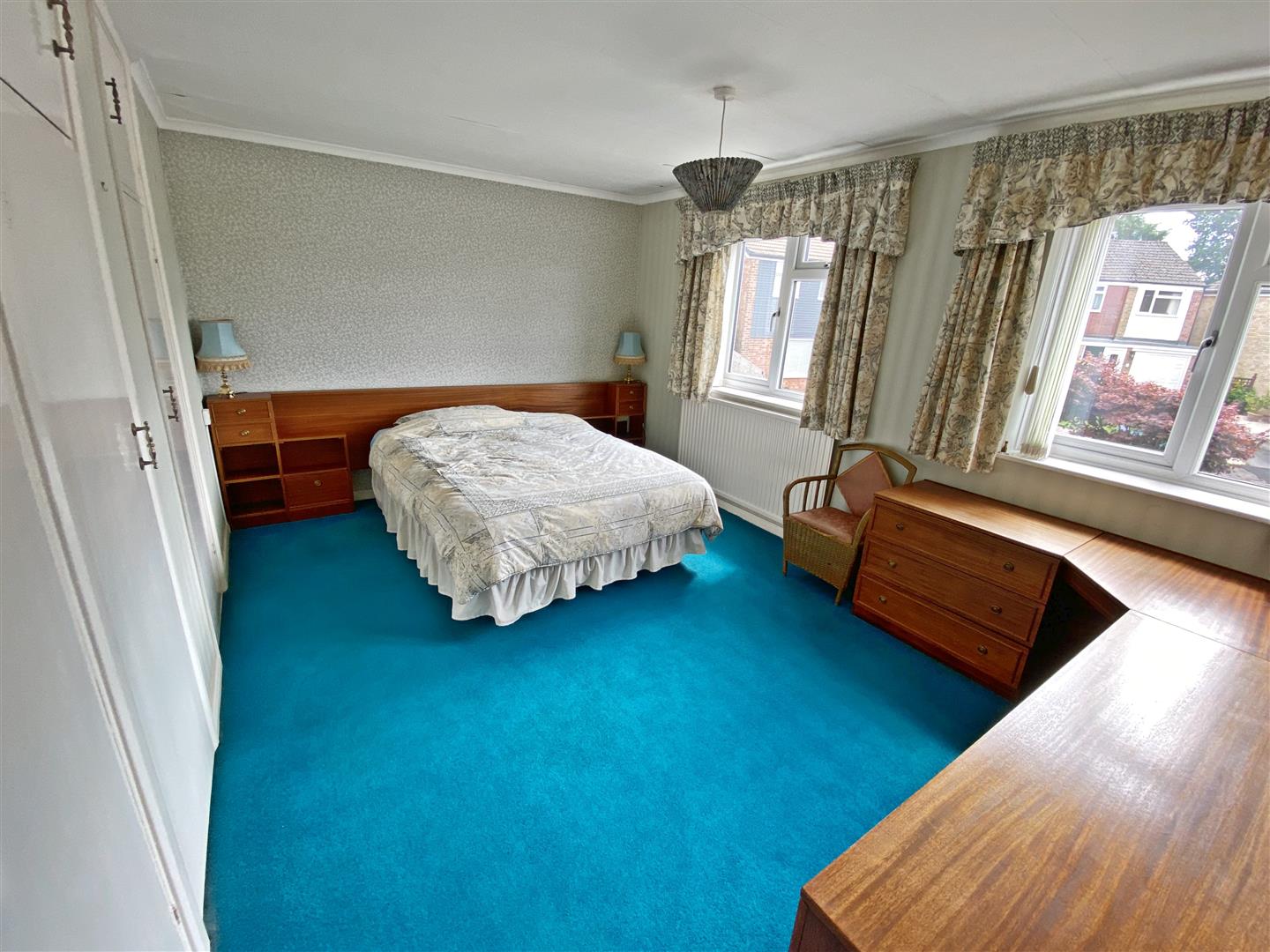 » Brooklands Grove, Menston, LS29 6PN